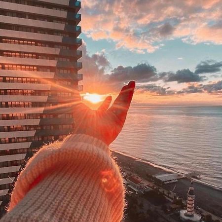 Luxury Panorama Sea View Apartment & Central バトゥーミ エクステリア 写真