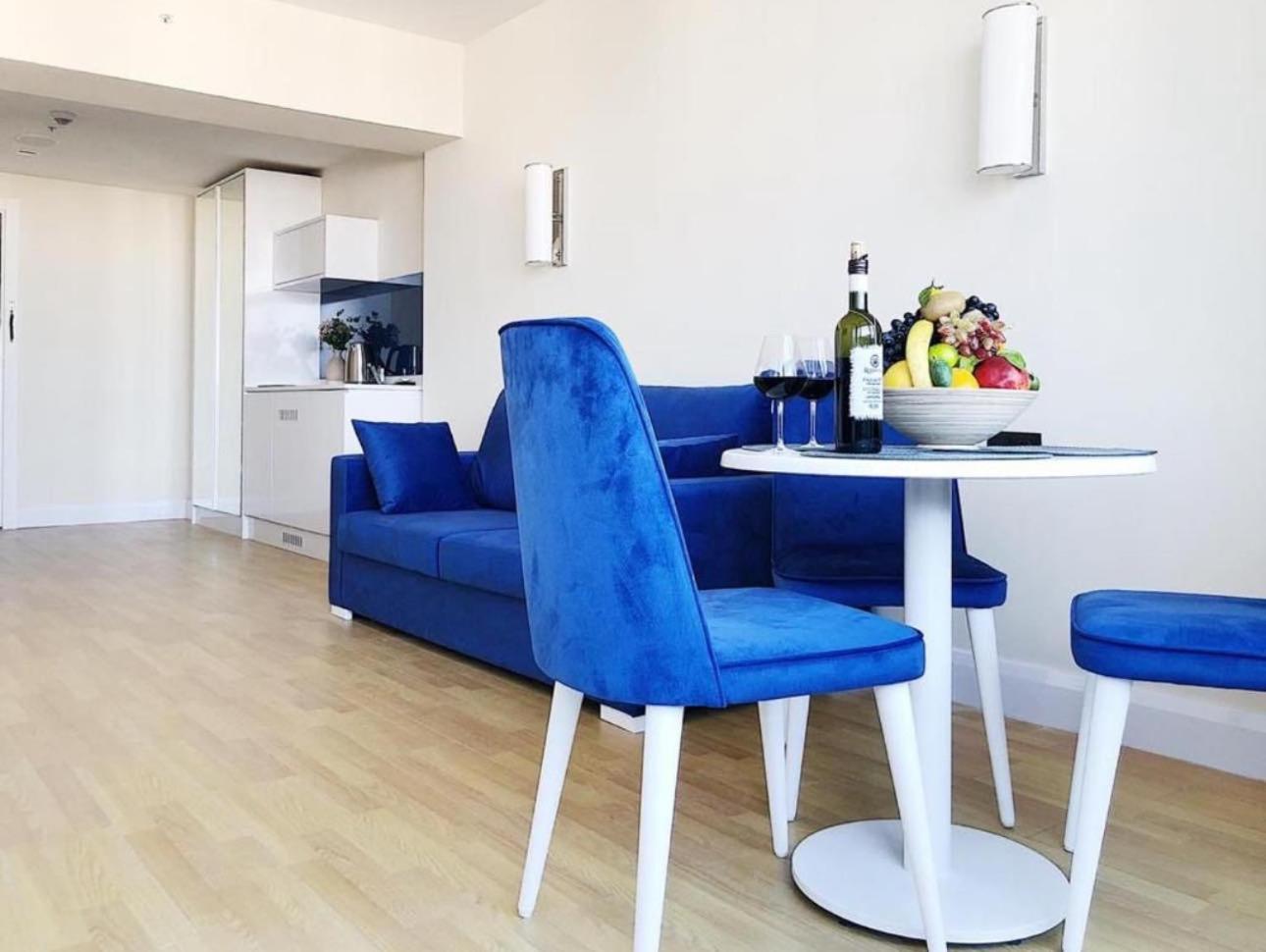 Luxury Panorama Sea View Apartment & Central バトゥーミ エクステリア 写真